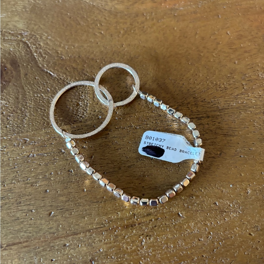 NWT Gold Tone Stretchy Bead Bracelet